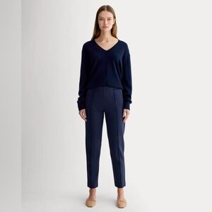 Everlane Women’s The Dream Pant Navy Blue Medium Pull-Om Tapered Leg Knit